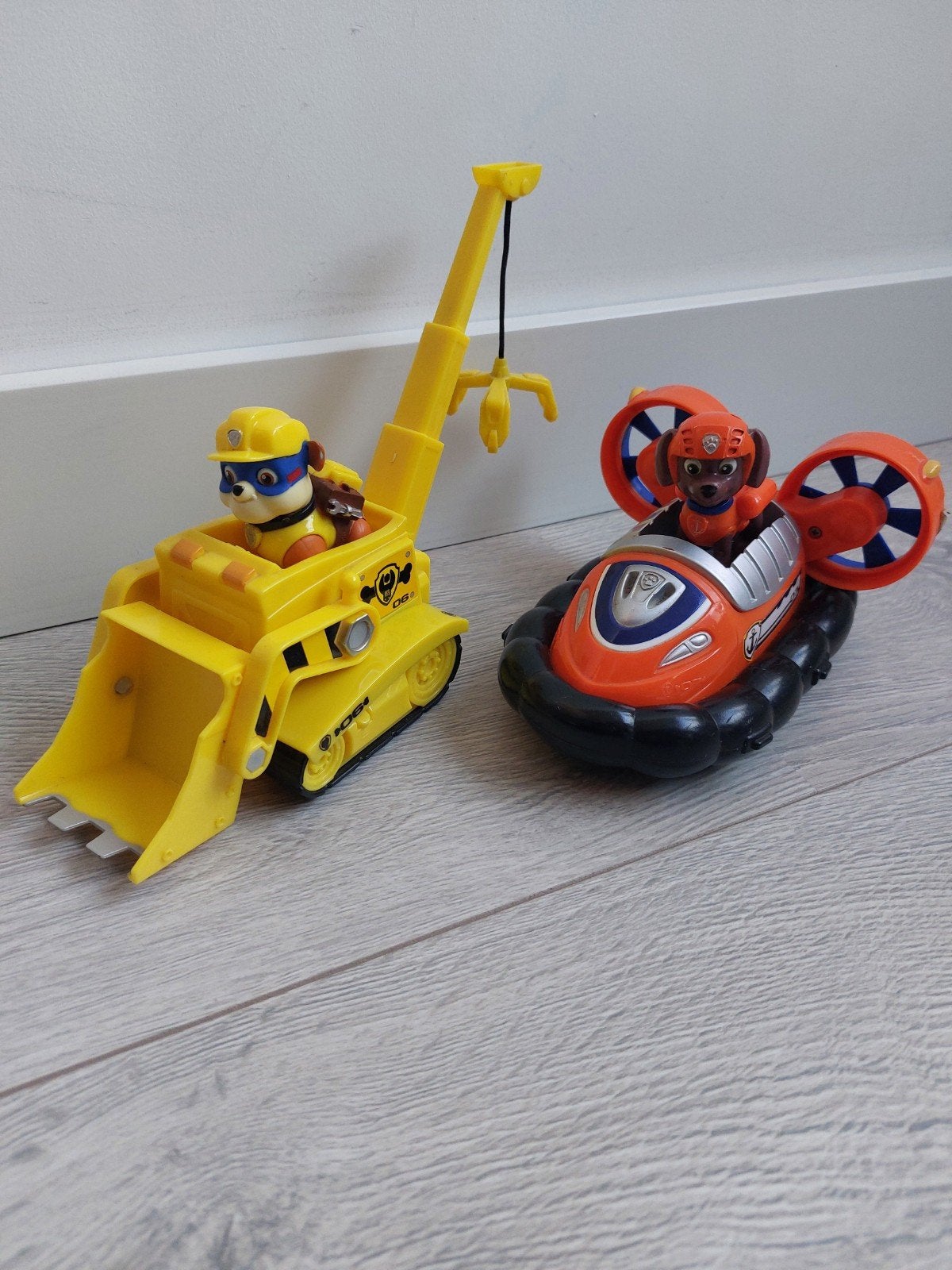 Paw Patrol Rubble met voertuig! (Gele), Ophalen of Verzenden, Gebruikt