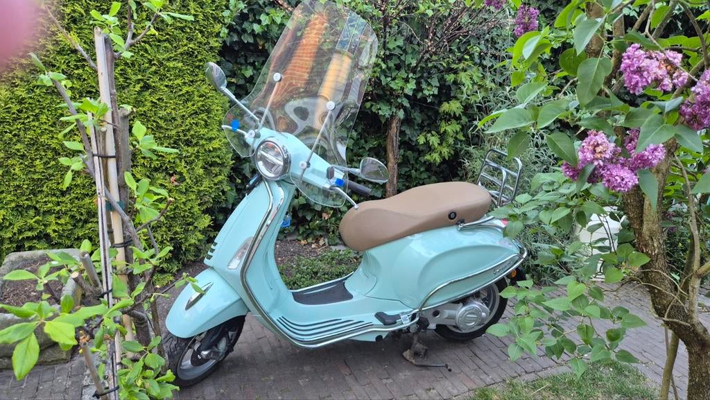 Vespa Primavera Snorscooter, Fietsen en Brommers, Scooters | Vespa, Ophalen, Zo goed als nieuw, Benzine, Overige modellen