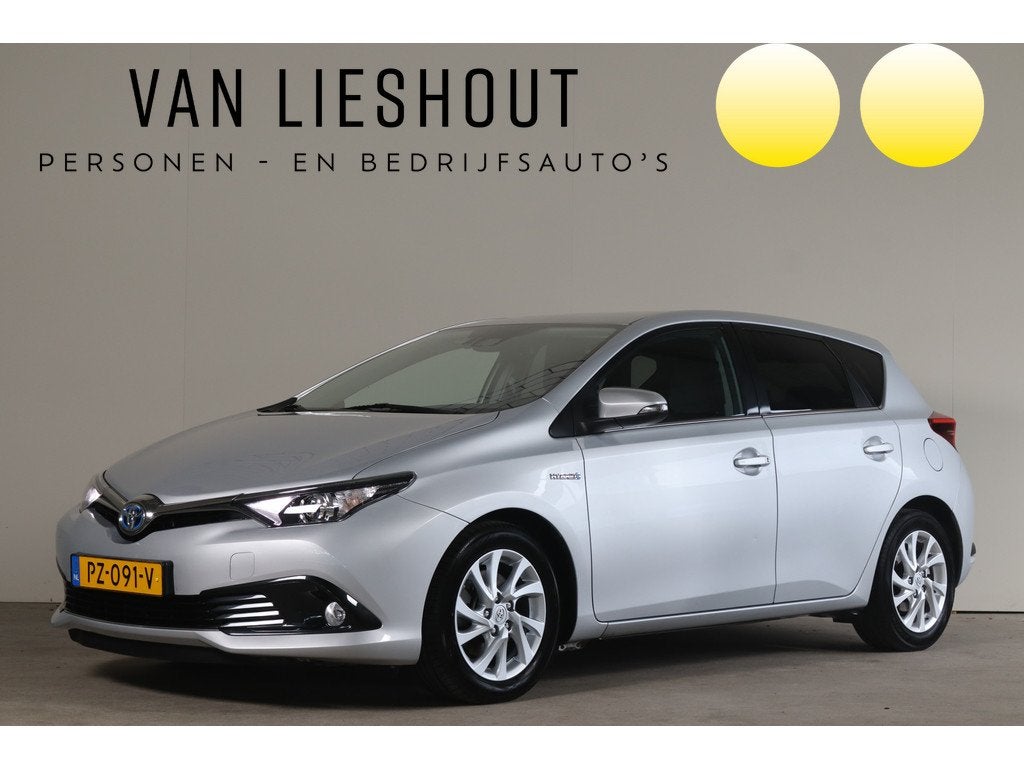 Toyota Auris 1.8 Hybrid Dynamic Go NL-Auto! Dealer onderhoud, Auto's, Toyota, Gebruikt, Euro 6, 4 cilinders, Alcantara