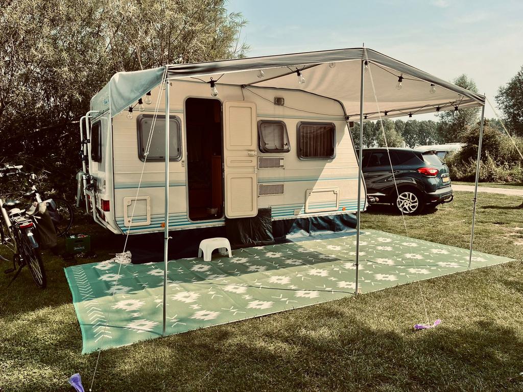 Caravelair 395 Bamba Luxe uit 1999 - zeer nette staat!, Particulier, Caravelair, Tot en met 4, Tot 4 meter