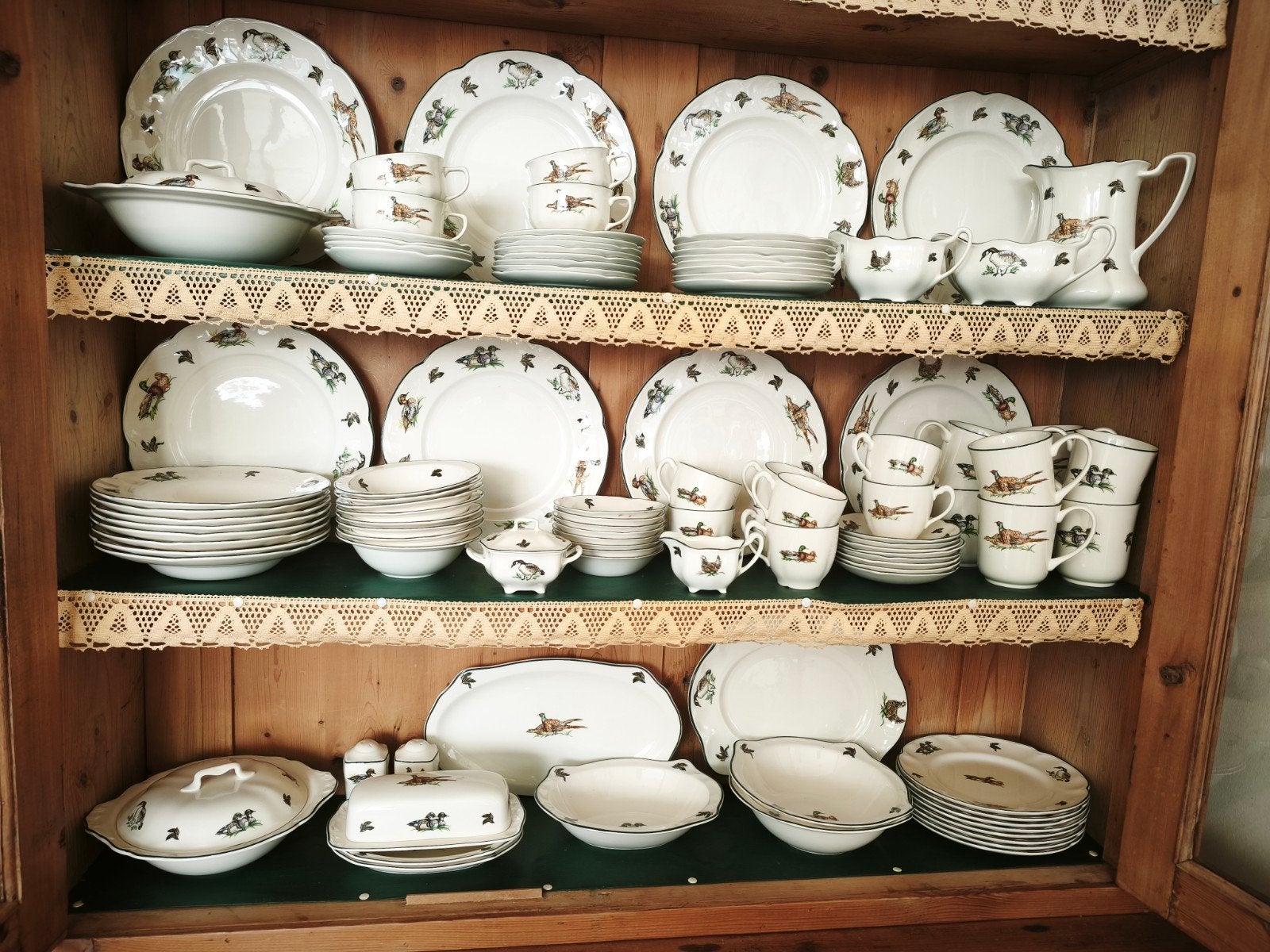 Uitgebreid Johnson Bros Brookshire servies - Vintage, Huis en Inrichting, Keuken | Servies, Gebruikt, Compleet servies, Vintage