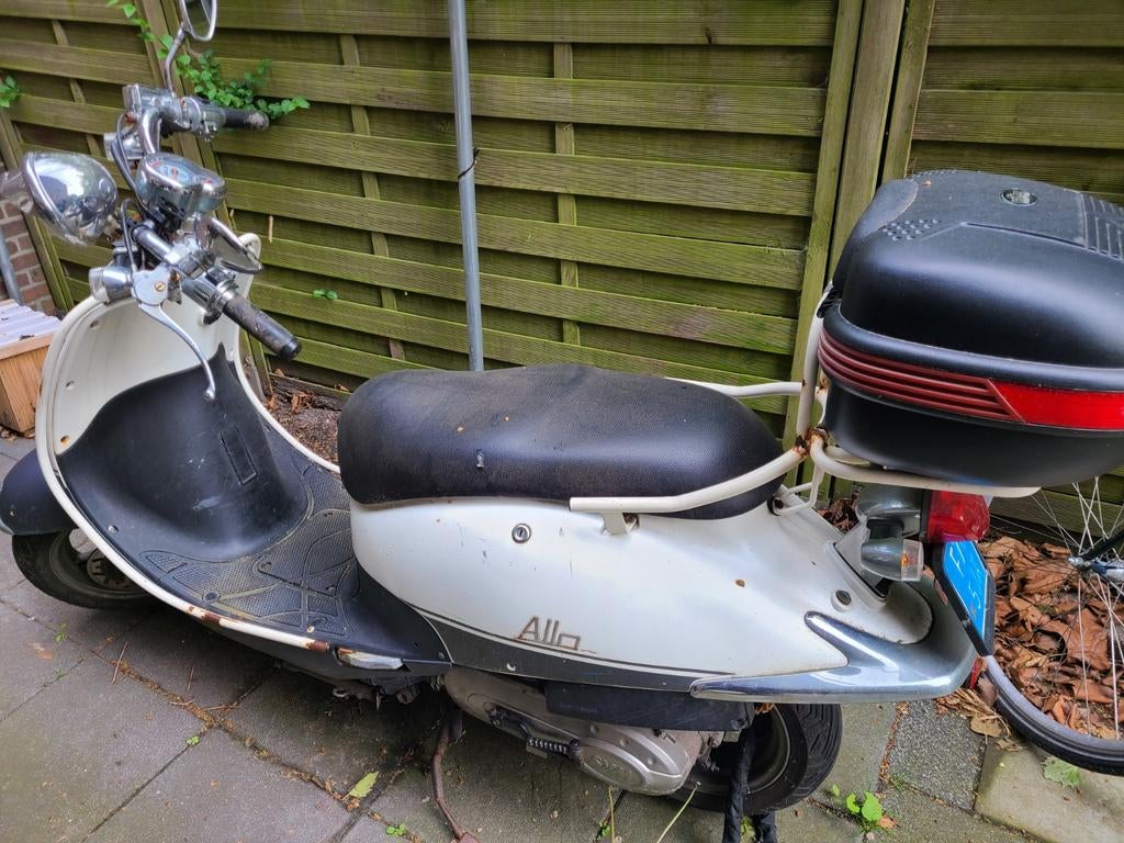 Sym Allo Scooter 2013 - Betrouwbaar en Comfortabel, Fietsen en Brommers, Scooters | SYM, Gebruikt, Allo, Benzine, Ophalen