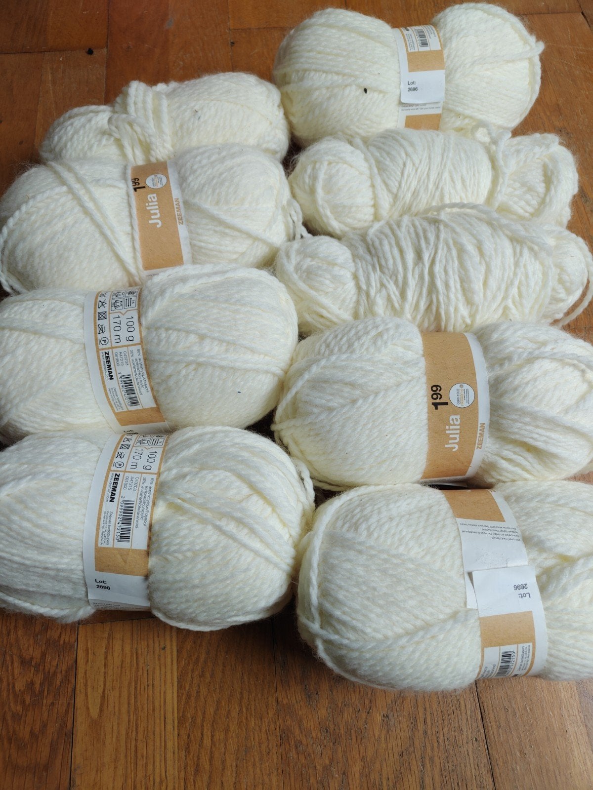 8 bollen Julia wol van Zeeman - Crème wit garen, Ophalen, Nieuw, Breien of Haken, Wol of Garen
