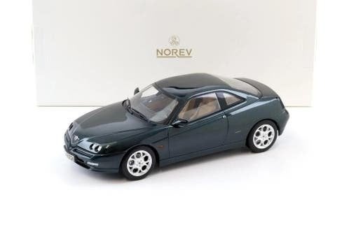 Alfa Romeo GTV 2001 Coventry Green Metallic 1:18 Norev, 70-72 avenue de Bohlen 69120 Vaulx-en-Velin, Auto, Norev, Ophalen of Verzenden
