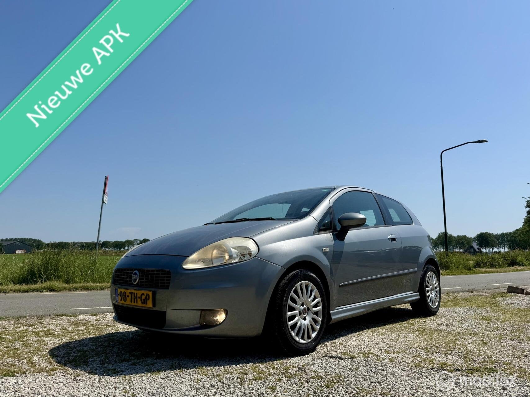 Fiat Grande Punto 1.4-16V Emotion, BJ 2006, APK Sept 2027, Auto's, Voorwielaandrijving, 400 kg, Grande Punto, Origineel Nederlands