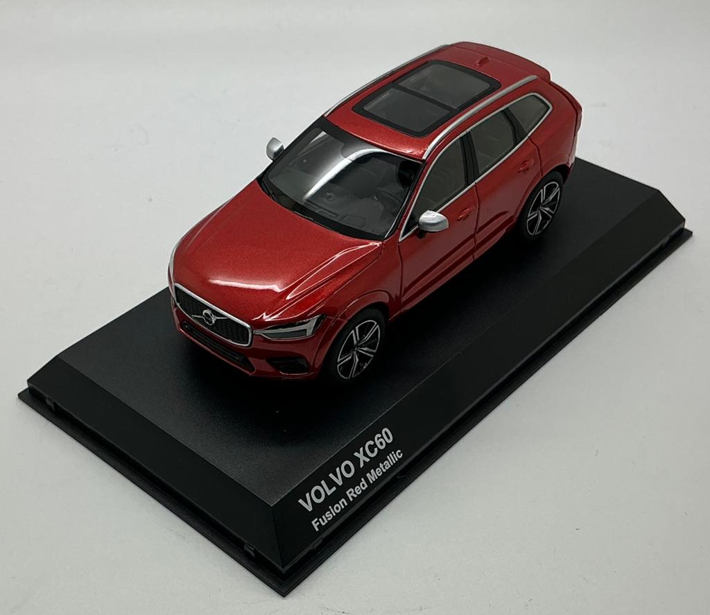 Kyosho Volvo XC60 Fusion Red Metallic 1/43, Hobby en Vrije tijd, Modelauto's | 1:43, Ophalen of Verzenden, Nieuw, Auto, Kyosho