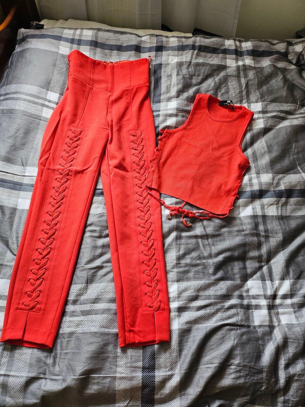 Elisabetta Franchi Set: Top en Broek in Koraalrood, Kleding | Dames, Elisabetta Franchi, Ophalen of Verzenden, Zo goed als nieuw