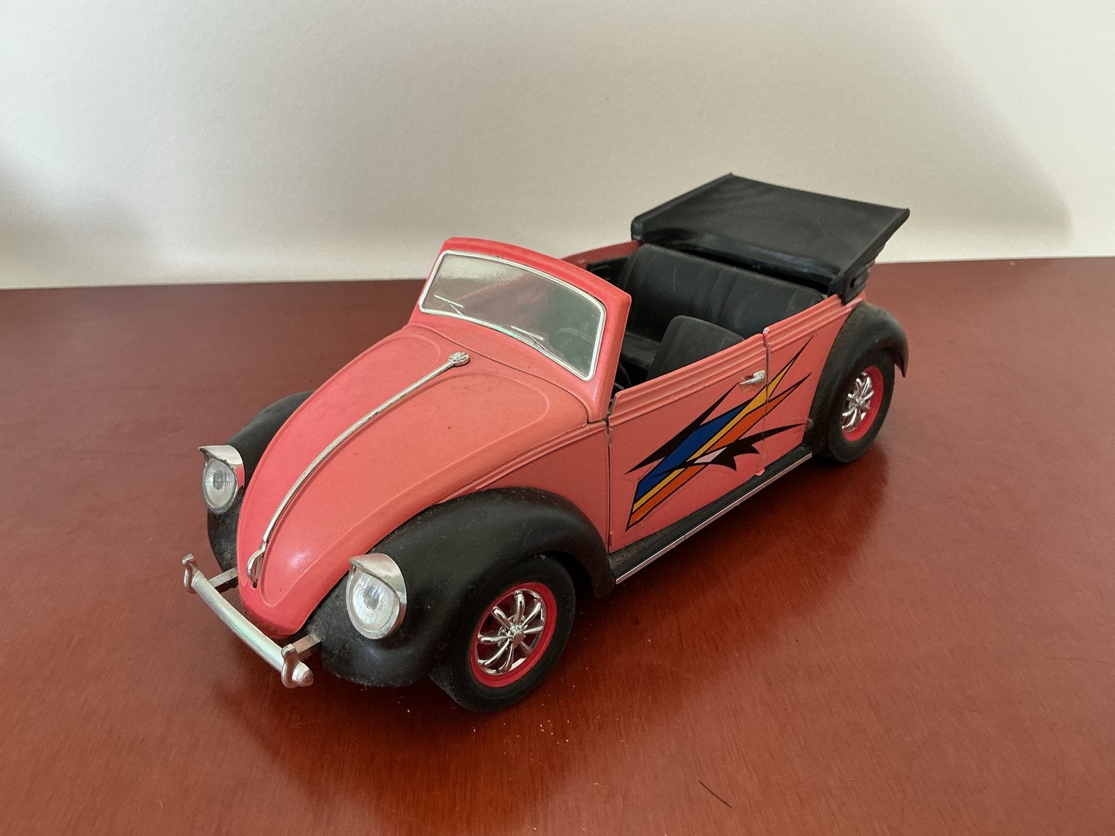 Volkswagen Coccinelle VW1949 Roze Kever Solido Schaal 1:17, Overige merken, Gebruikt, Auto, Groter dan 1:32