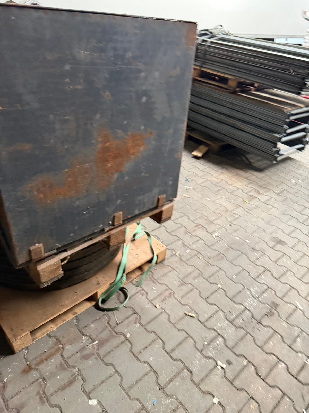 Pompwagen kist, Ophalen, Zo goed als nieuw