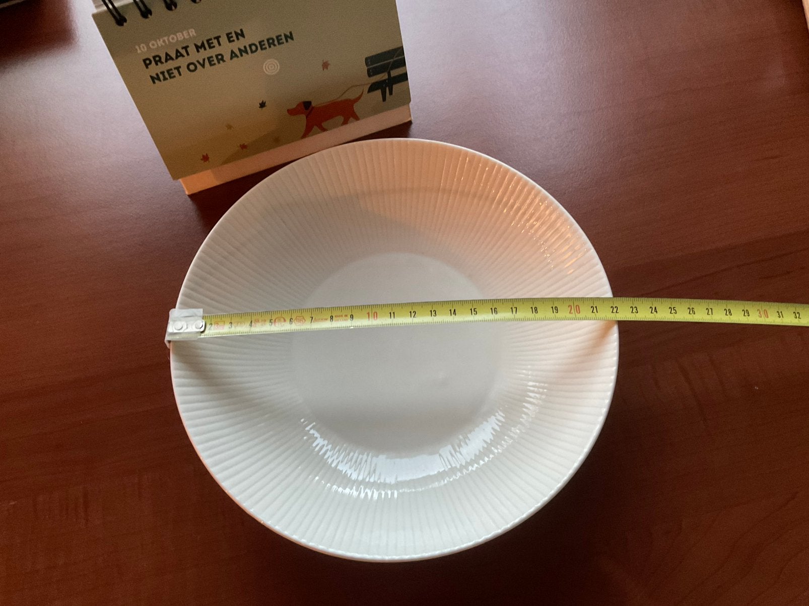 HEMA /servies ecru met ribbels ceramic …informeer, Ophalen of Verzenden, Zo goed als nieuw, Bord(en), Overige stijlen