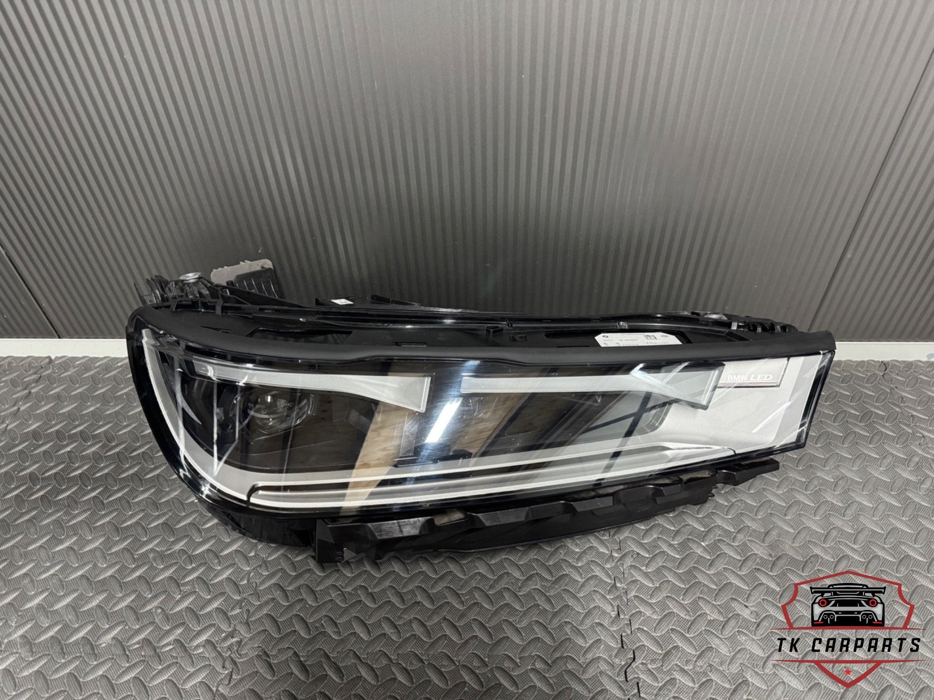 Bmw ix i20 led koplamp rechts 5a3ce92-05, Petuelring 130
80788  Munich, DE, Info@bmw.de, Nieuw, Ophalen of Verzenden