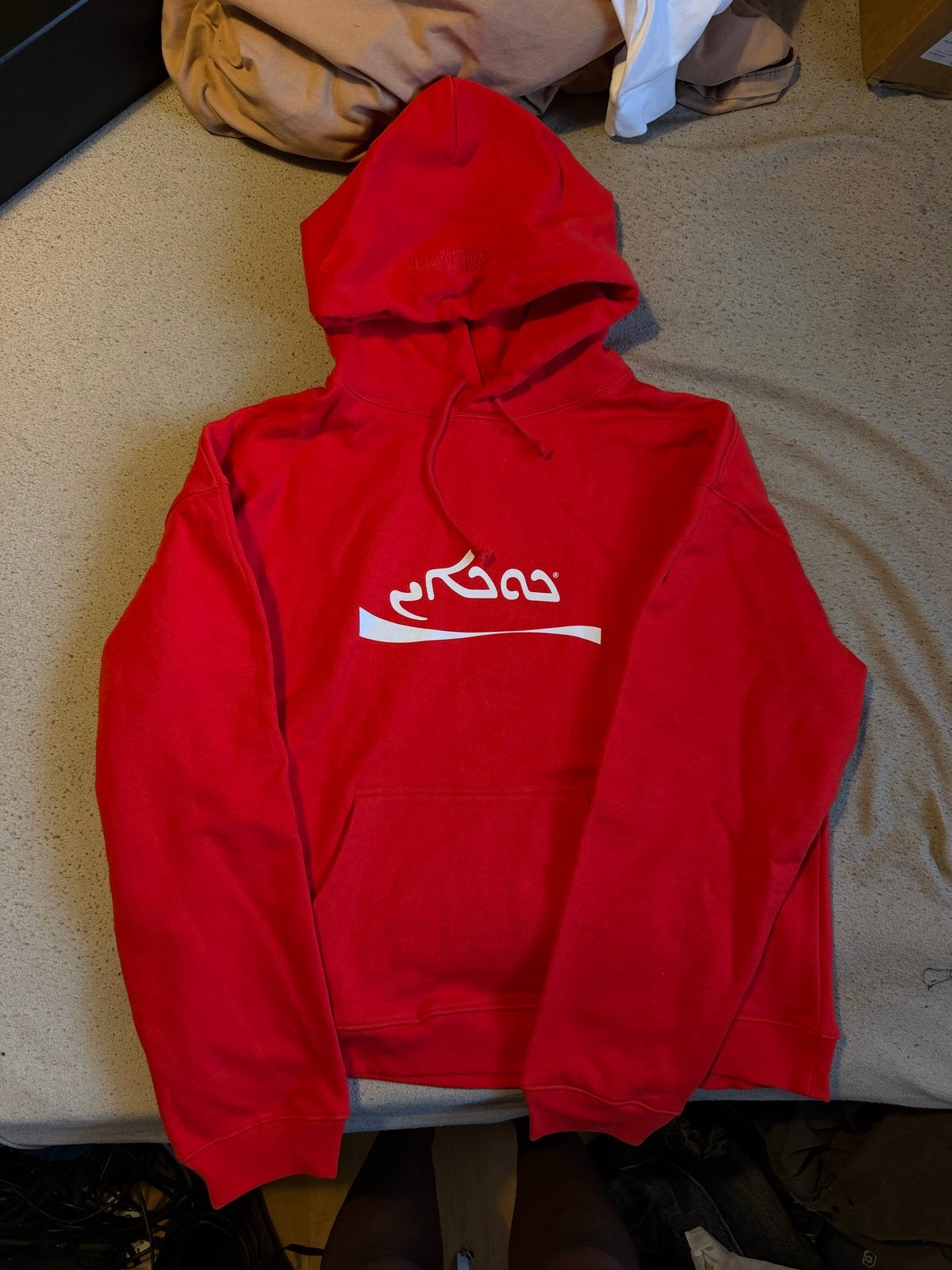 Vetements Coca-Cola Hoodie Rood, Ophalen of Verzenden, Zo goed als nieuw, Maat 46 (S) of kleiner, Rood