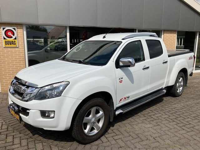 Isuzu D-max 2.5 Double Cab LSX 5 pers. (bj 2015), Automaat, Euro 5, Gebruikt, 4 cilinders