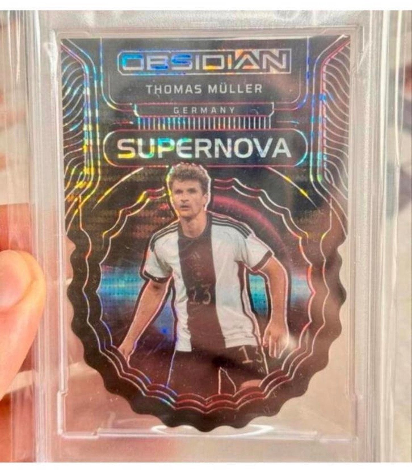 22-23 OBSIDIAN THOMAS MULLER SUPERNOVA-EE RED PULSAR psa-10, Buitenlandse clubs, Spelerskaart, Nieuw, Ophalen of Verzenden