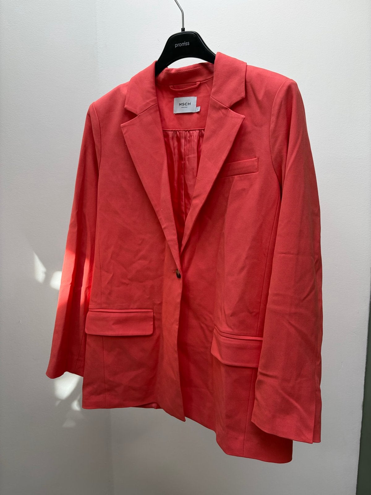 MSCH Copenhagen koraalrode blazer - Maat S, Kleding | Dames, Ophalen of Verzenden, Zo goed als nieuw, Jasje, Maat 36 (S)