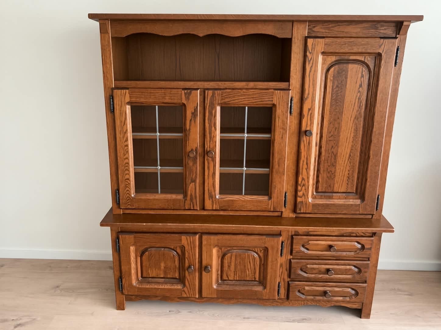 Gratis!!! Eikenhouten wandmeubel, TV-meubel en eettafel, Ophalen, Gebruikt, 100 tot 150 cm, Eikenhout