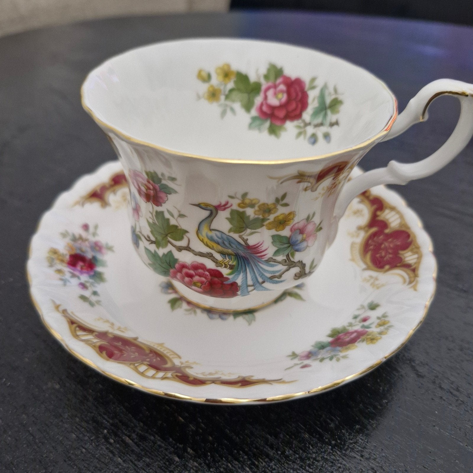 Royal Albert Chatelaine theekop en schotel, Antiek en Kunst, Ophalen of Verzenden