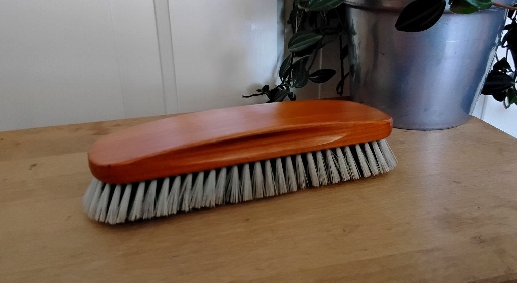 Vintage houten borstel - kledingborstel, Ophalen of Verzenden
