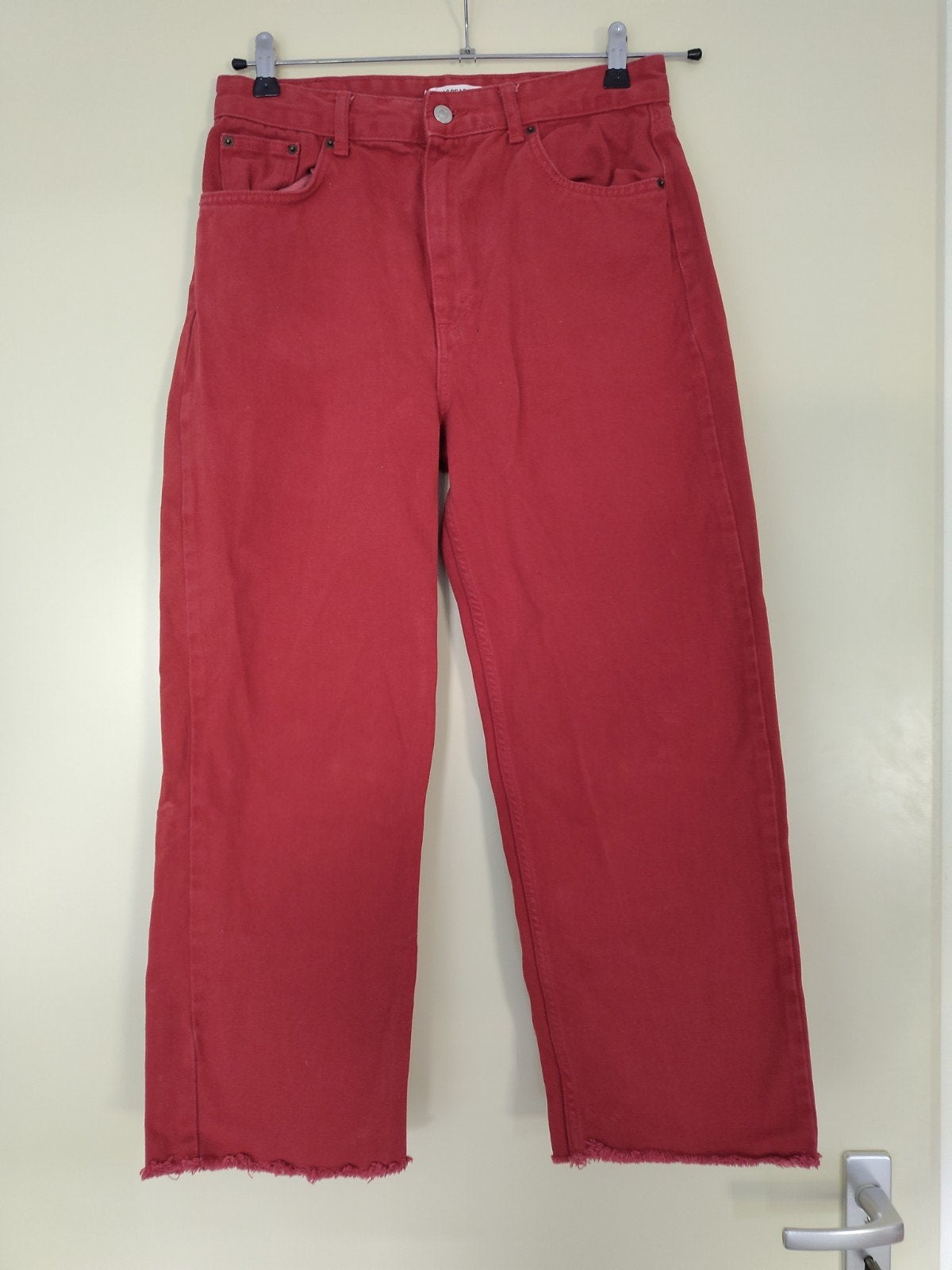 Pull&Bear rode jeans maat 40, Maat 38/40 (M), Ophalen of Verzenden, Zo goed als nieuw, Lang