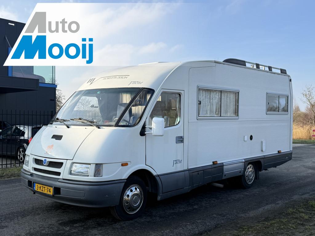 Iveco EUROYACHT Zonnepanelen / Fietsenrek / Dakrails / Luife, Caravans en Kamperen, Campers, Lange Vonder                                16
5741TT  BEEK EN DONK            , NL
