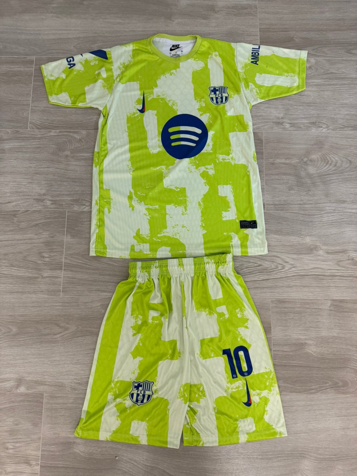 Barcelona 24-25 3e tenue, Ophalen of Verzenden, Zo goed als nieuw, Shirt