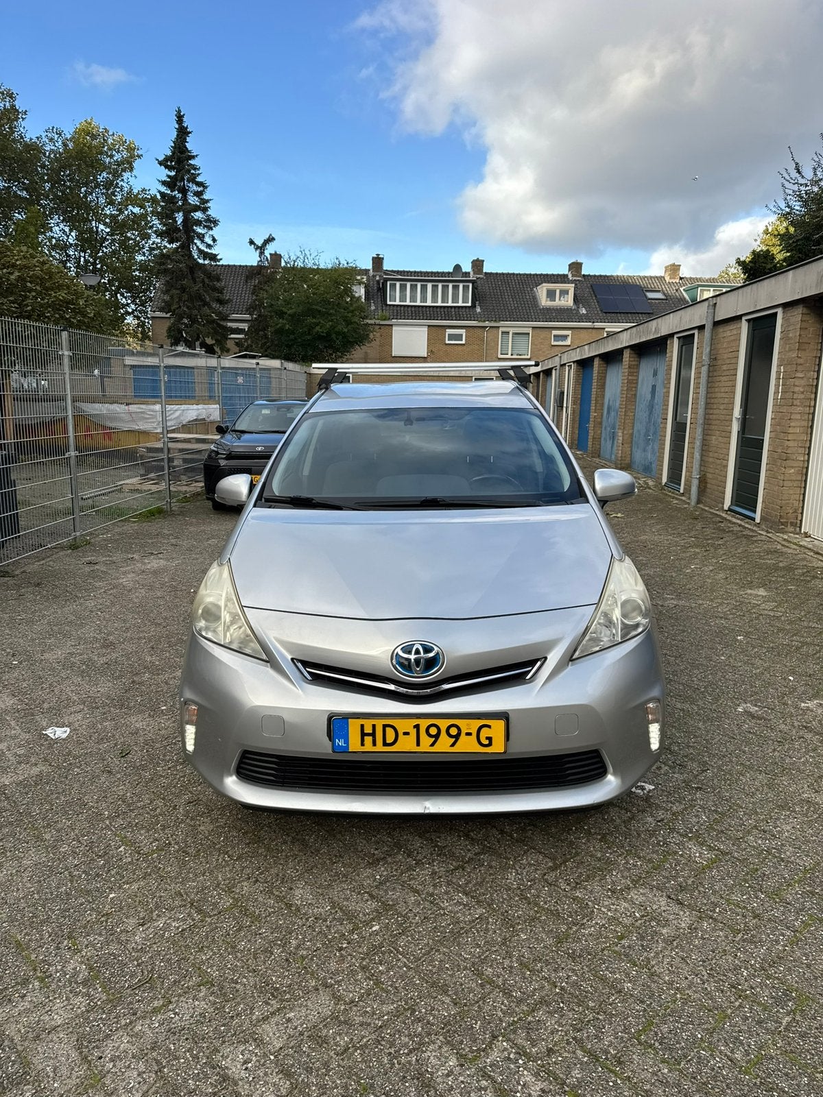 Toyota Prius Wagon 1.8 Full Hybrid 136PK Aut 96g 2013 Grijs, Auto's, 4 cilinders, 7 stoelen, 84 €/maand, Te koop