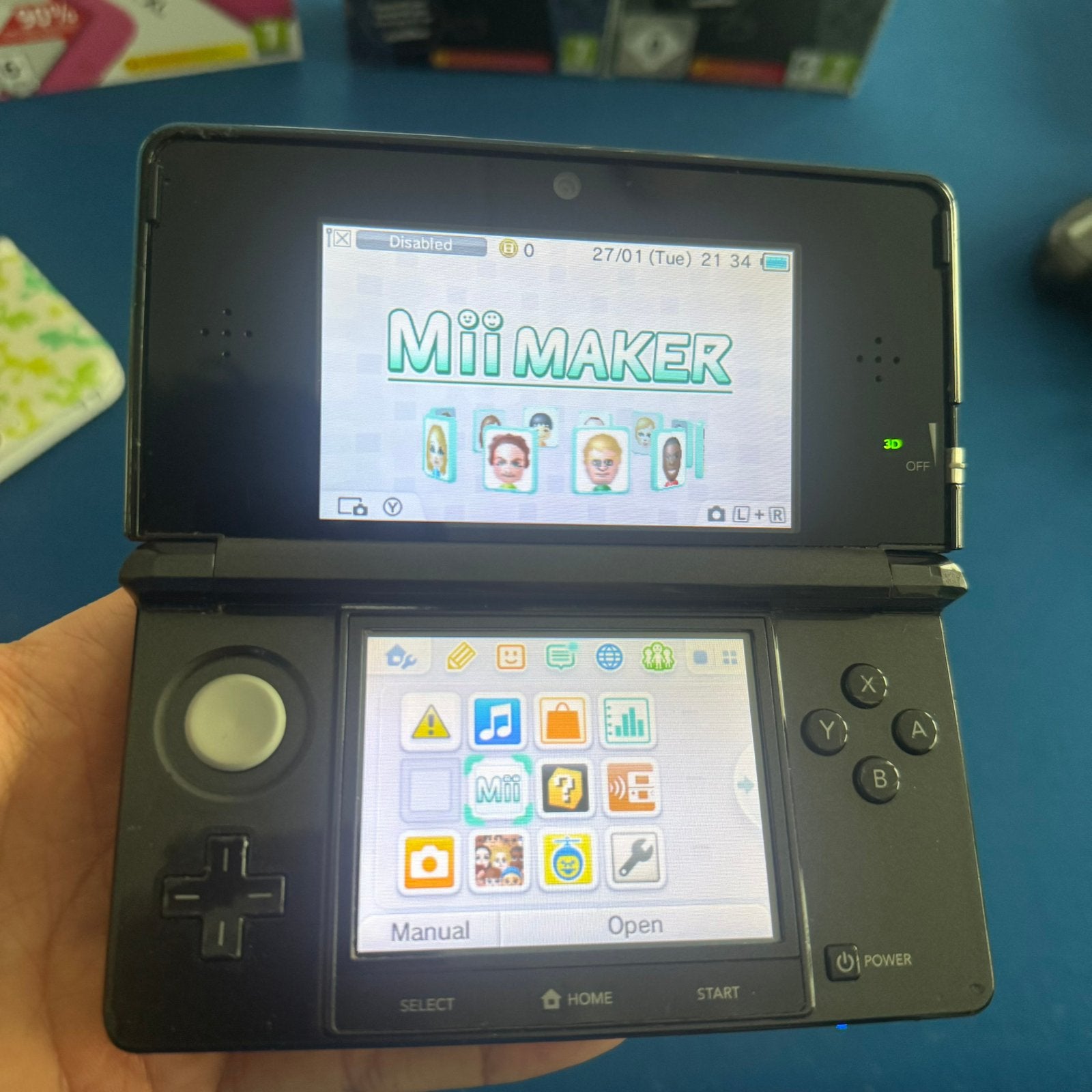 Nintendo 3DS Cosmo Black + Oplader en Stylus - Meer te Koop!, Spelcomputers en Games, Gebruikt, Zwart, Ophalen of Verzenden, 3DS