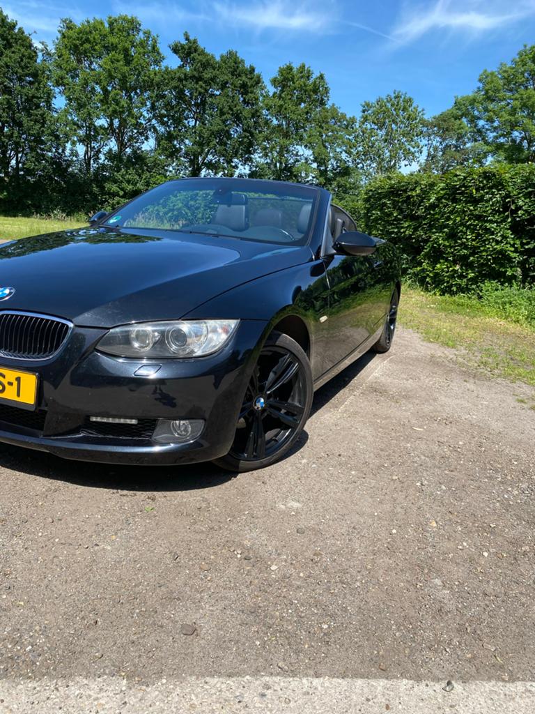 BMW 3-Serie 2.0 I 320 Cabrio AUT 2011 Zwart, Auto's, Automaat, Achterwielaandrijving, 1995 cc, 4 cilinders