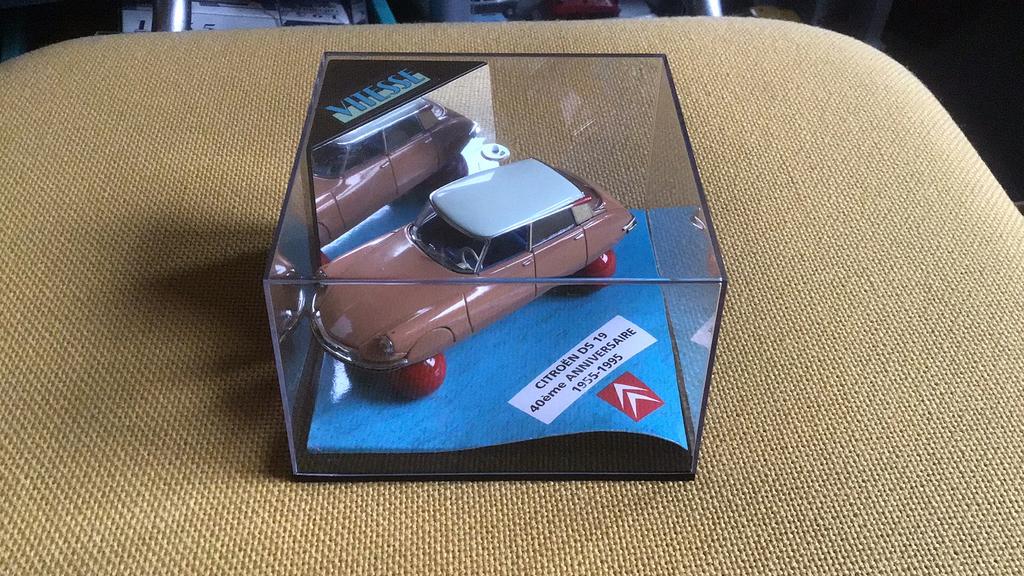 CITROEN DS 19  NU 40 JAAR JUBILEUM MODEL 1955-1995 ZELDZAAM, Hobby en Vrije tijd, Modelauto's | 1:43, Ophalen of Verzenden, Nieuw