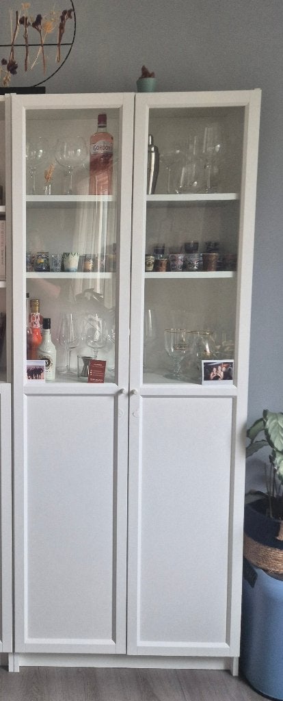 Boekenkast met vitrinedeuren | Ikea BILLY, Ophalen, 200 cm of meer, 50 tot 100 cm, 25 tot 50 cm