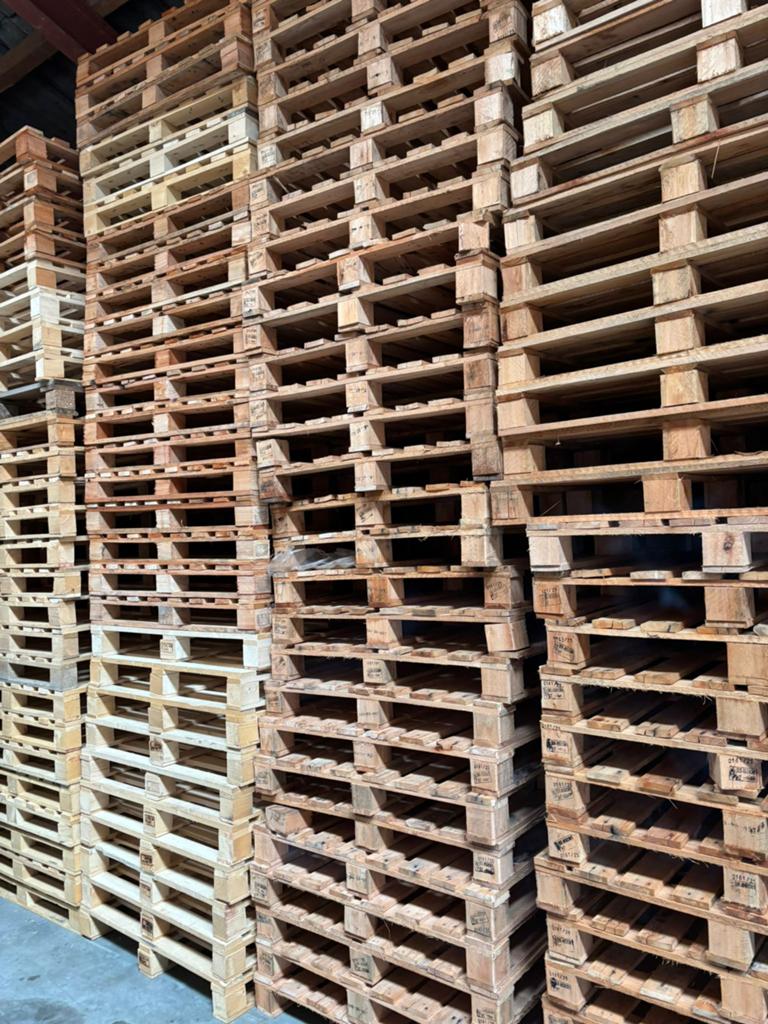 100x100 pallets, Ophalen of Verzenden, Overige houtsoorten, Minder dan 200 cm, Pallet