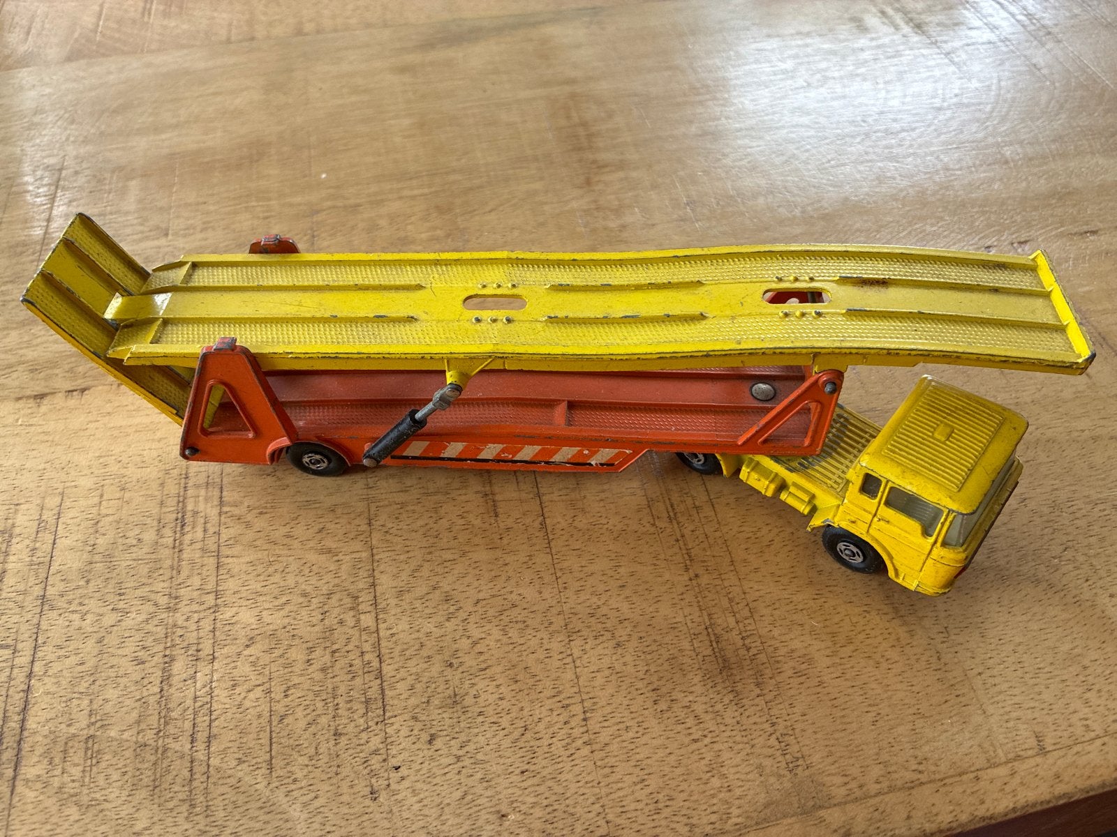Matchbox Super Kings K-11 Car Transporter (1971), Ophalen, Gebruikt