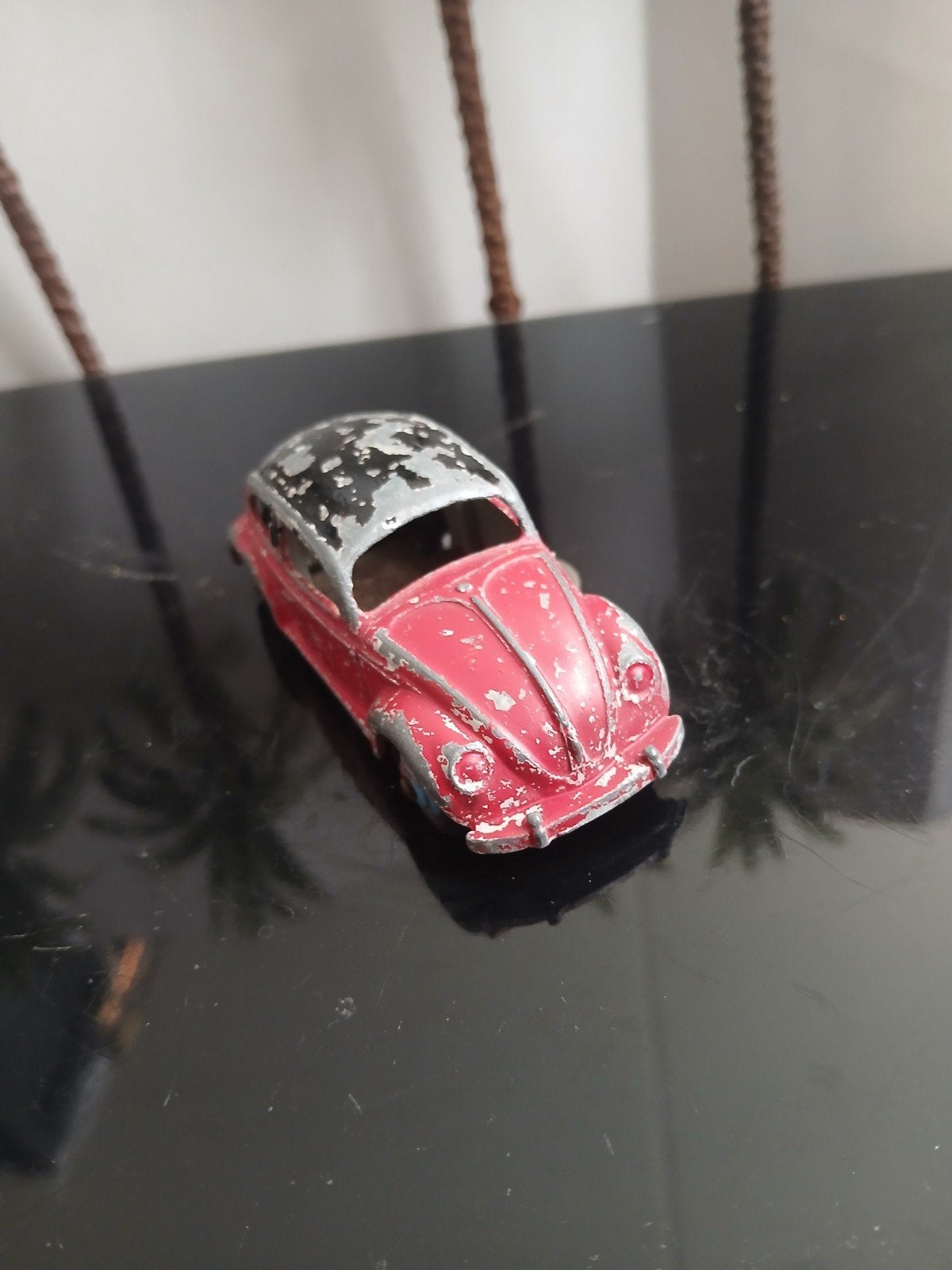 VW kever.  Dinky toys 181, opknapper, Ophalen of Verzenden, Gebruikt, Auto, Dinky Toys