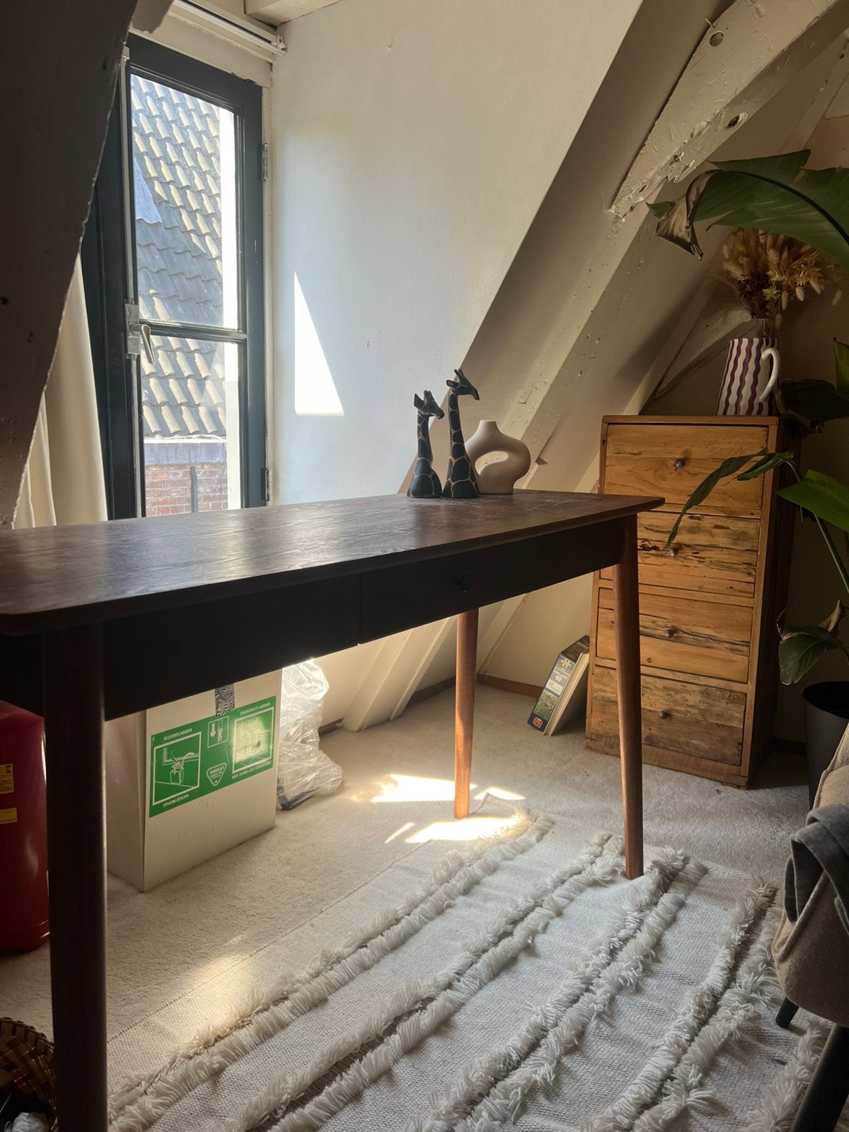 Houten bureau, Ophalen, Scandinavisch, Hout, 45 cm