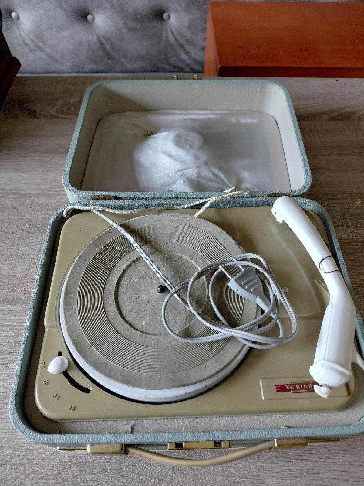 Defecte platenspeler voor de hobbyist, Audio, Tv en Foto, Platenspelers, Ophalen of Verzenden, Niet werkend, Platenspeler, Overige merken