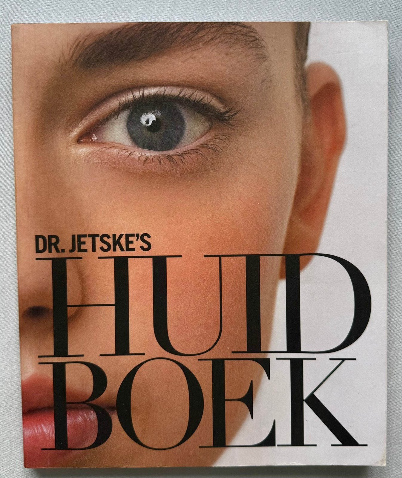Dr. Jetske’s HUIDBOEK - Jetske Ultee, Ophalen of Verzenden, Zo goed als nieuw, Zwart, Handen en Nagels