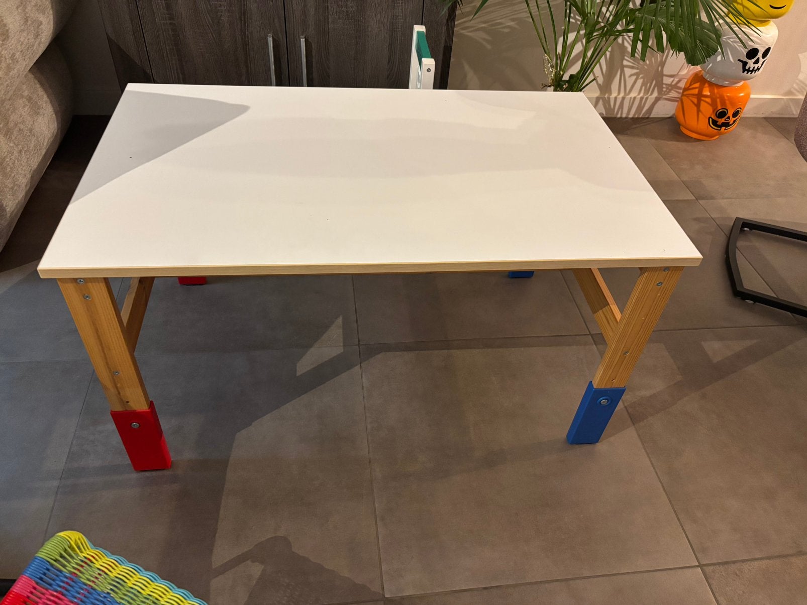 Ikea kindertafel, Ophalen, Zo goed als nieuw