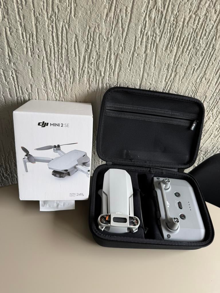 Dji mini 2 se + remote controller, Audio, Tv en Foto, Drones, Ophalen of Verzenden, Zo goed als nieuw