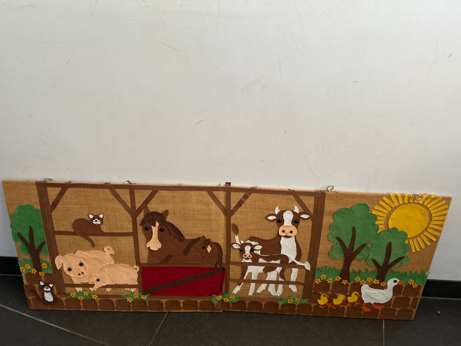 Vintage Verteltafel Plaat Boerderij Thema 112x40 cm, Gebruikt, Textiel, Ophalen of Verzenden, Wandbord of Wandpaneel