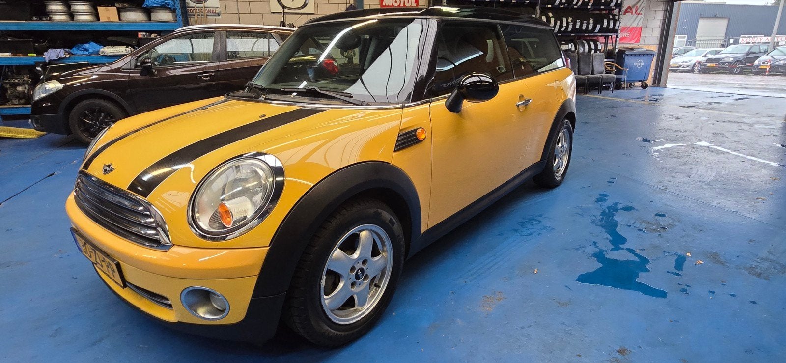 MINI Clubman