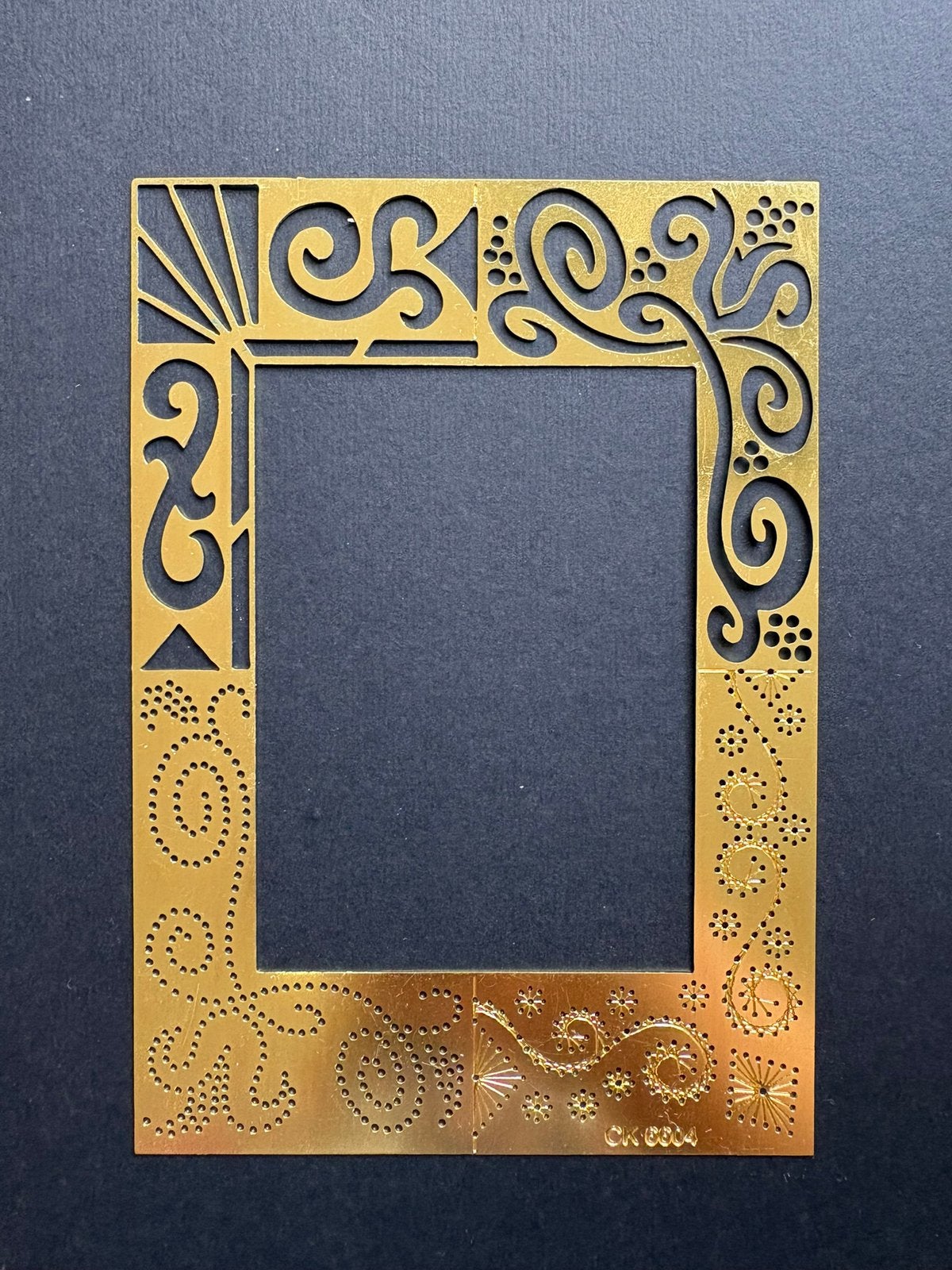 Verschillende embossing/sierprikken/borduur sjablonen, Ophalen of Verzenden, Gebruikt, Overige thema's, Pons of Mal
