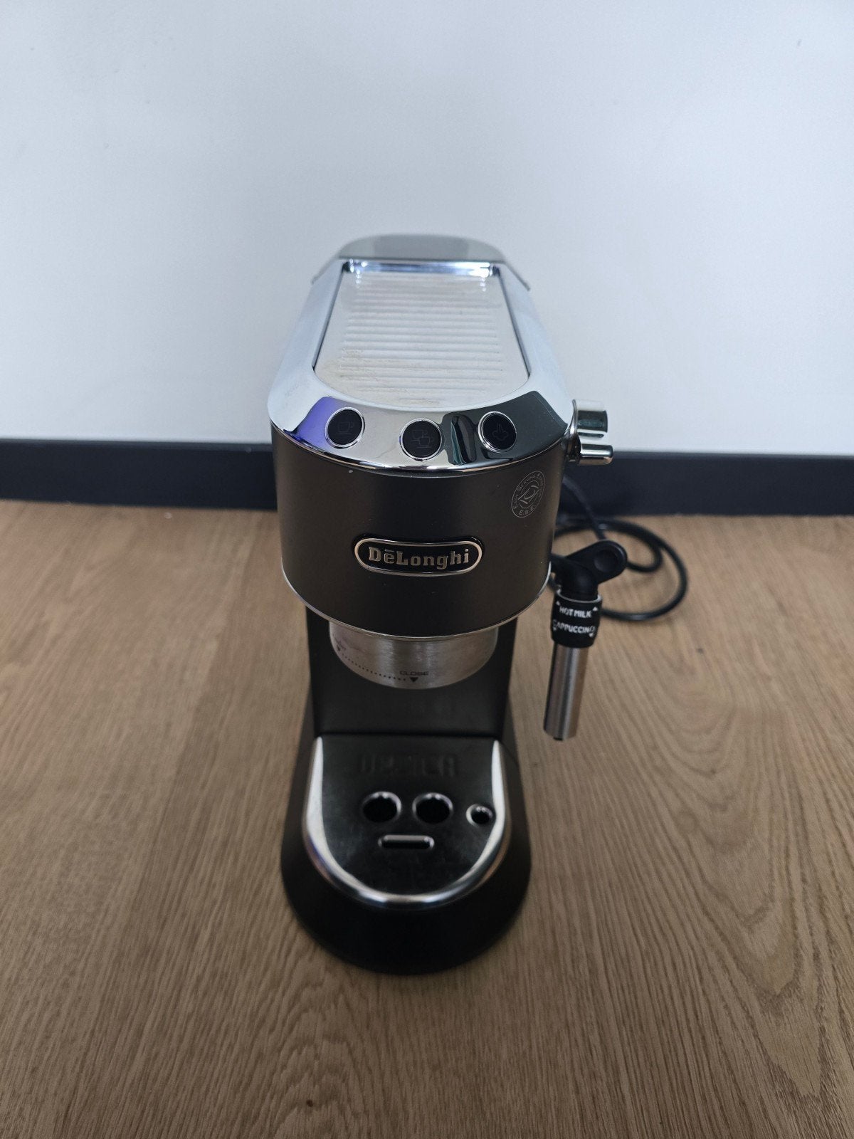 DeLonghi EC 685.BK – Zwart - Alleen de Espressomachine, Ophalen of Verzenden