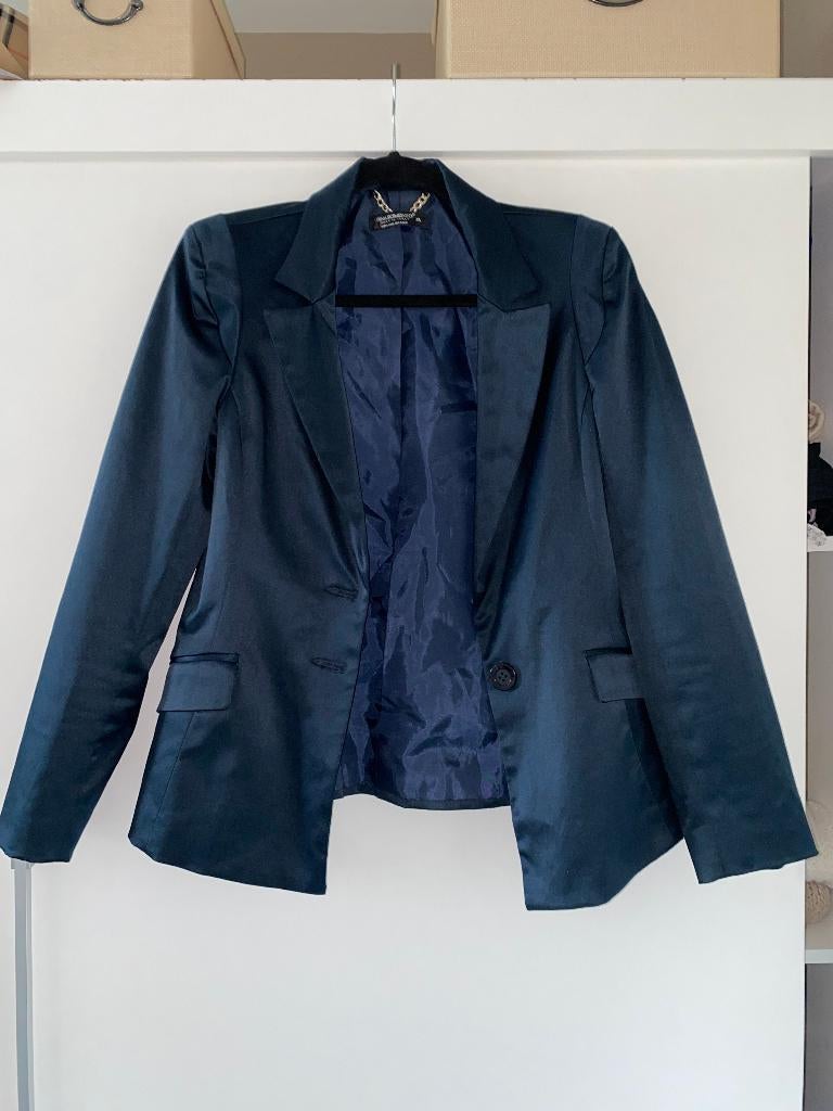 rinascimento satin satijnen look blauw colbert jas mt XL, Kleding | Dames, Blauw, Ophalen of Verzenden, Zo goed als nieuw, Maat 46/48 (XL) of groter