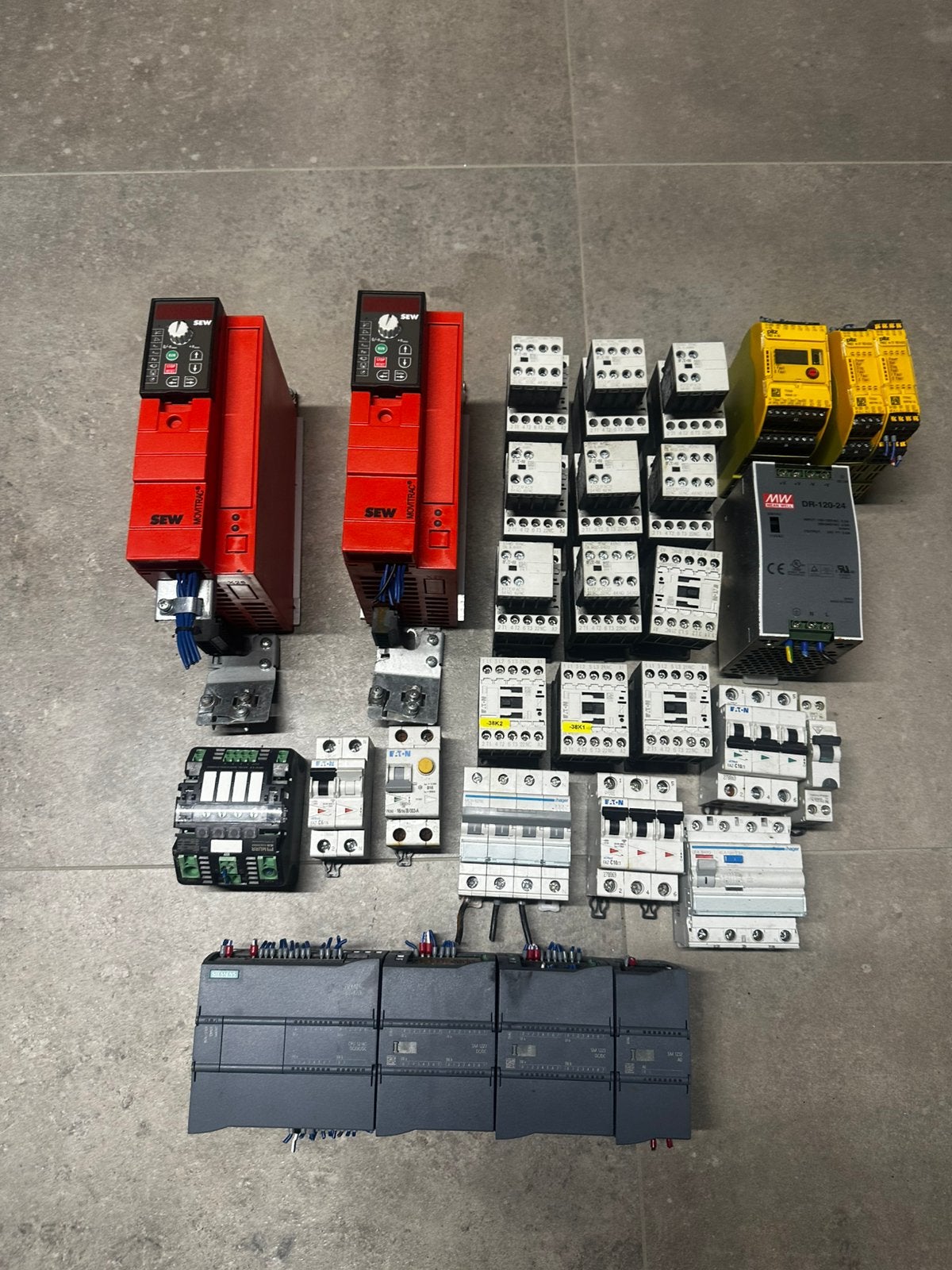 Sew eurodrive 1.5 kw en ander schakelmateriaal en automaten, Ophalen of Verzenden, Zo goed als nieuw