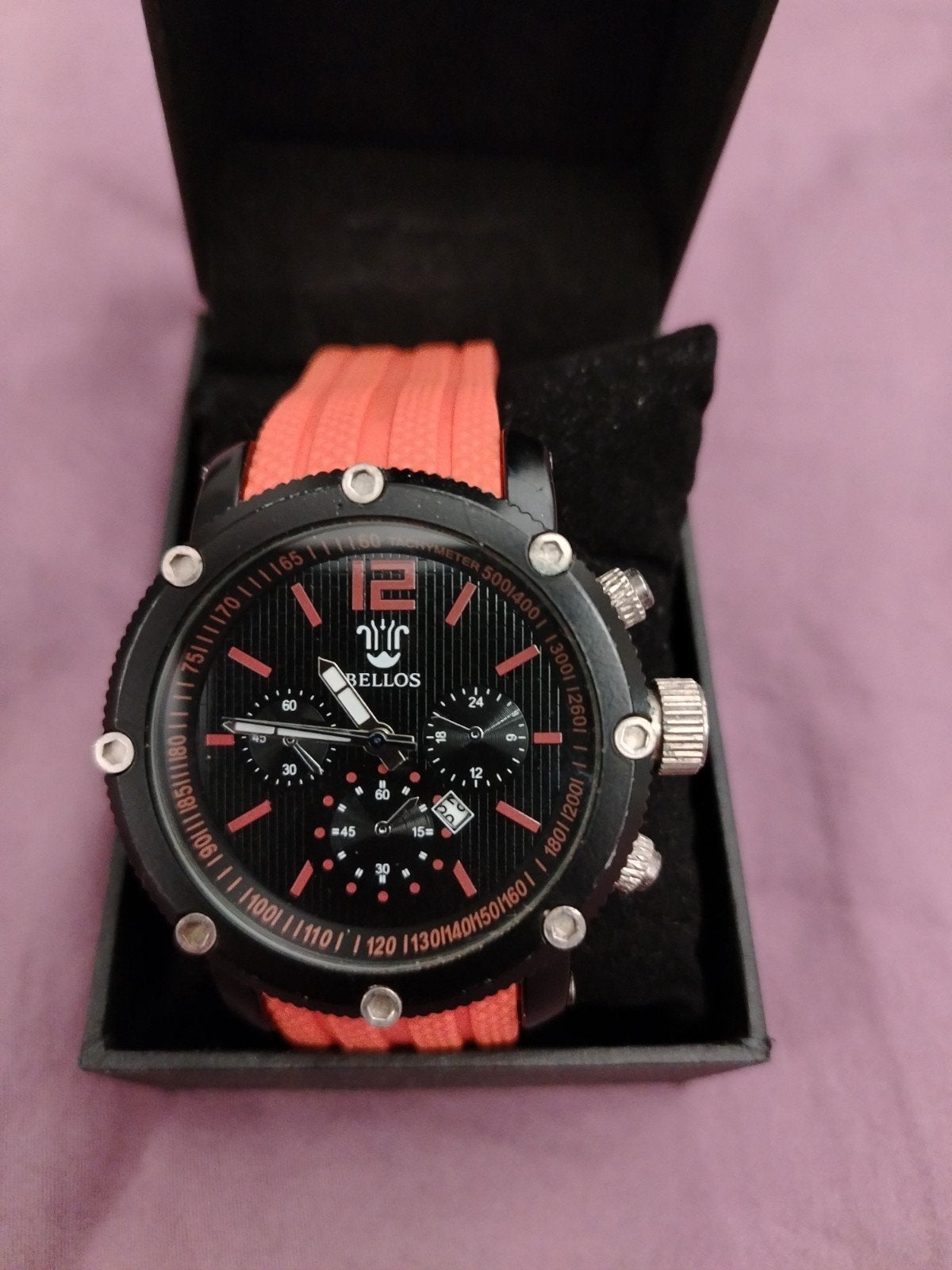 Herenhorloge Bellos - Oranje band - Nieuwe batterij nodig, Sieraden, Tassen en Uiterlijk, Overige merken, Polshorloge, Kunststof