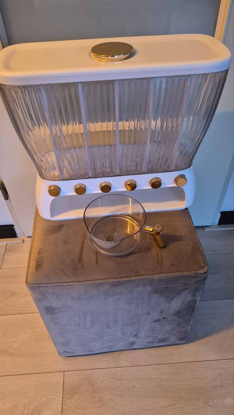 Dispenser - Wit/Goud, Kunststof, Ophalen of Verzenden, Wit, Overige merken