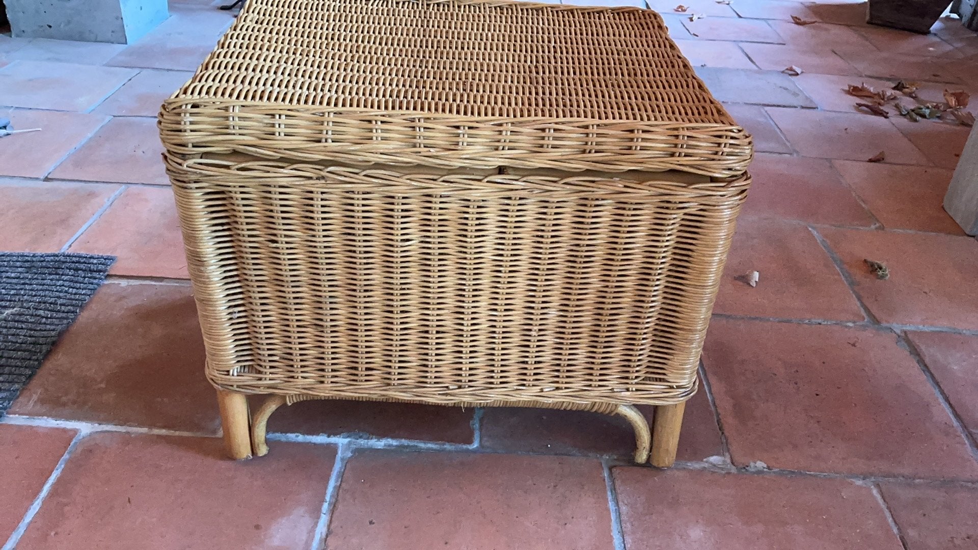 Grote rotan kist/mand en stoel, gratis, Ophalen, Zo goed als nieuw, 50 tot 100 cm, 50 tot 75 cm