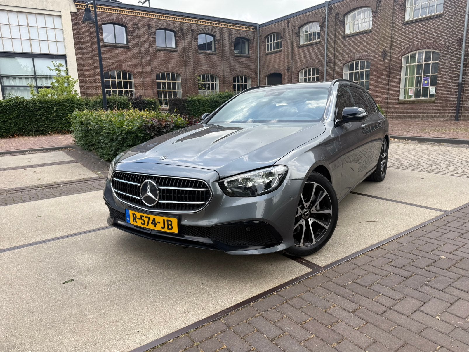 Mercedes-Benz E-Klasse E200 Schuifdak - trekhaak, Auto's, 4 cilinders, Leder en Stof, Skiluik, Stationwagon