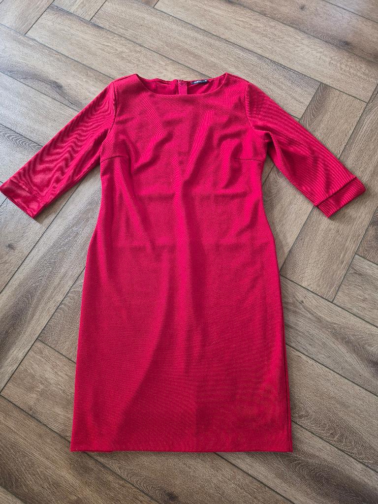 Prachtige rode jurk van Purdey, maat XL, Kleding | Dames, Jurken, Zo goed als nieuw, Maat 46/48 (XL) of groter, Rood, Knielengte
