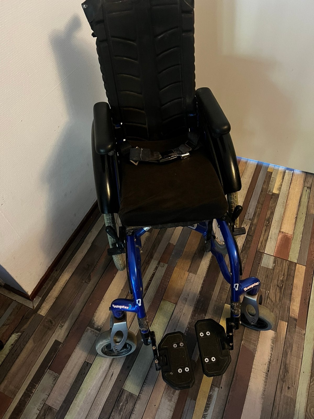Zippie Youngster 3 rolstoel voor kind  tot 75 kg, Diversen, Rolstoelen, Ophalen, Inklapbaar, Duwrolstoel